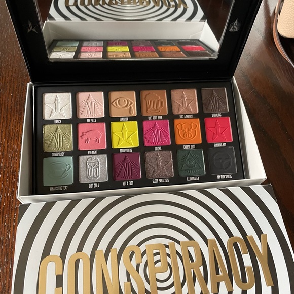 Jeffree Star bundle - Picture 2 of 5